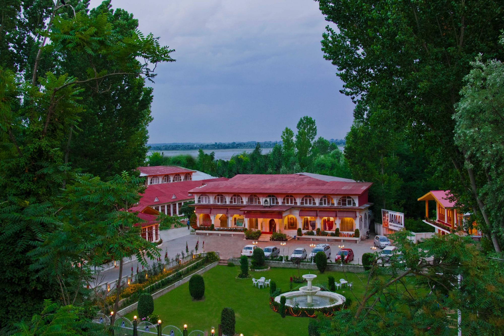 Top Hotels In Kashmir Rouydadnews Info Top Hotels In Kashmir Rouydadnews Info